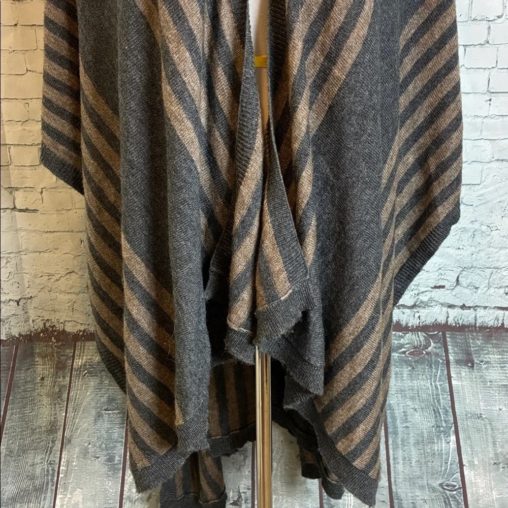 Cashmere Poncho Cape Scarf Gray Tan Stripe Boho Western 100% Cashmere Handmade - Picture 5 of 16